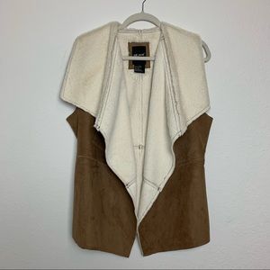 Me Jane Vintage Sherpa Vest Faux Fur Suede
